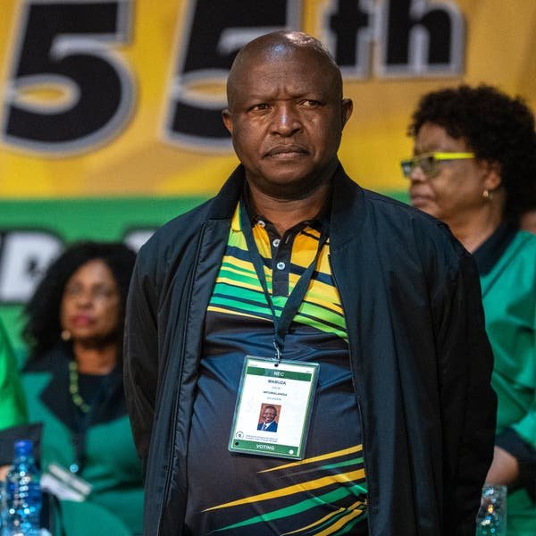 David Mabuza wahoze ari Visi Perezida wa Afurika y’Epfo yapfuye afite imyaka 64