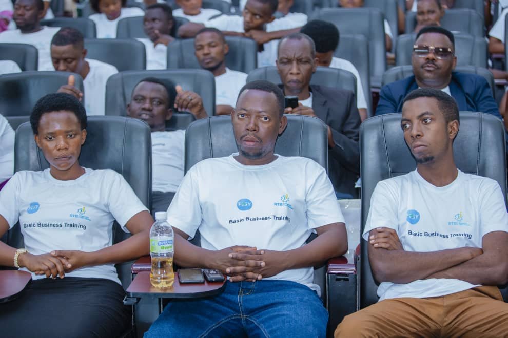 Kigali: hasojwe amahugurwa mu by’imari ku bakora ubucuruzi buciriritse