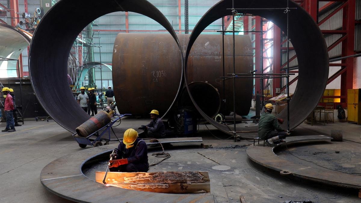 Banki y’Isi Yatakarije icyizere u Buhinde