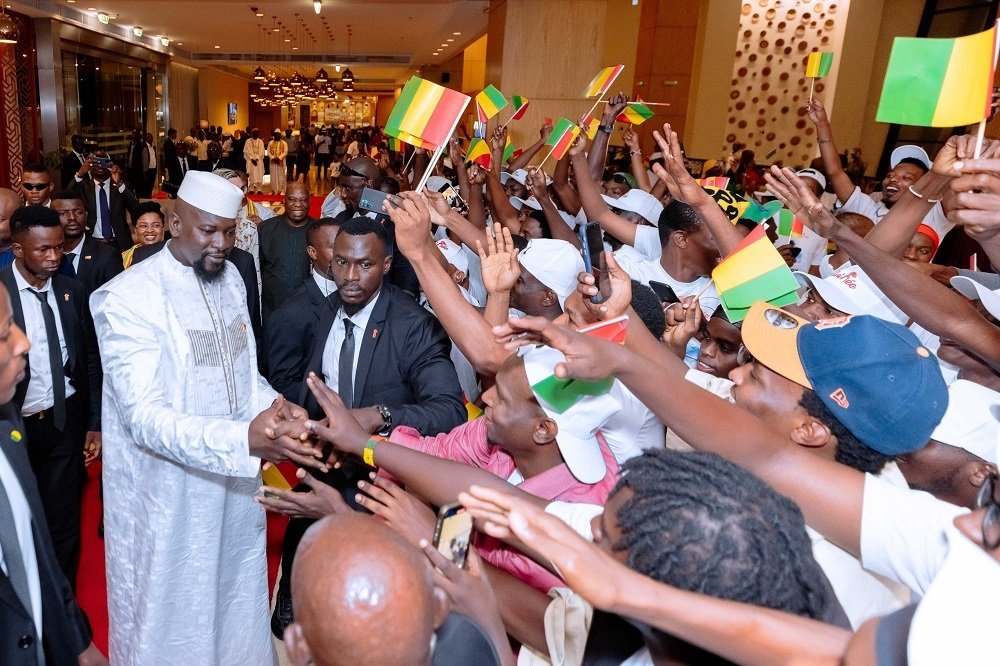 Perezida wa Guinea yahuye n’Abaturage be baba mu Rwanda