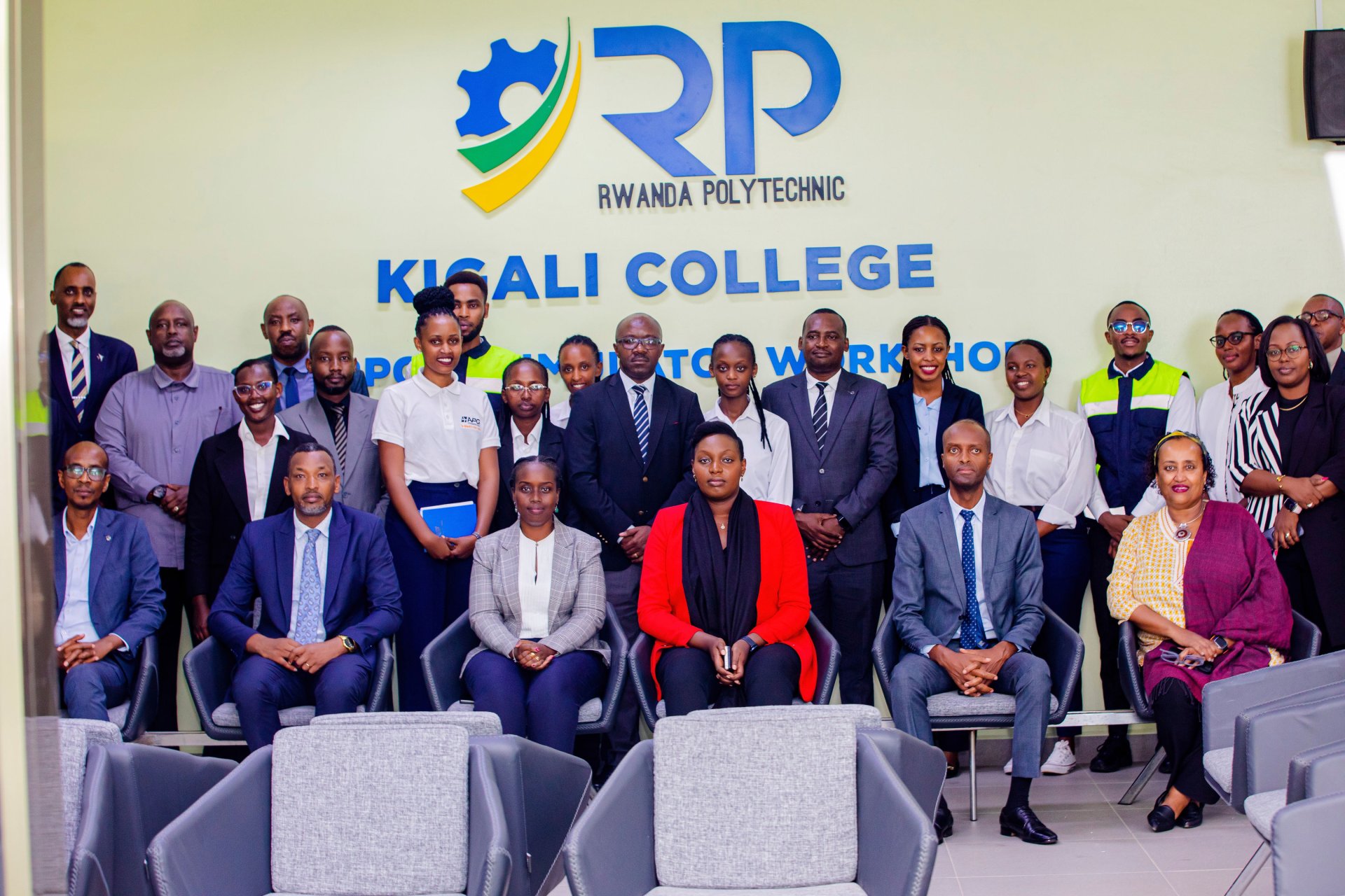 Hatangijwe amasomo ya Advanced Diploma mu by’indege na Logistics muri Kigali College 