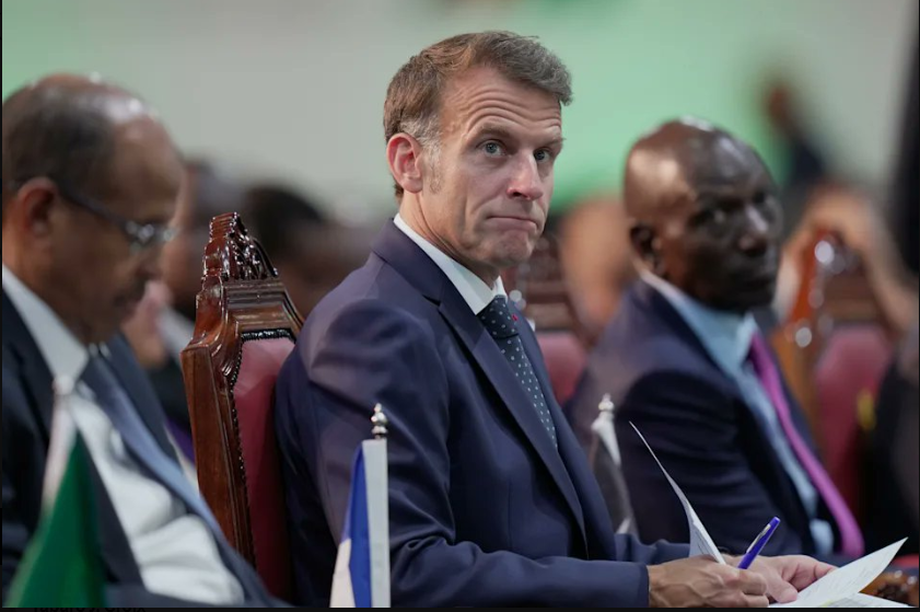 Prezida  Emmanuel Macron  w’ubufaransa yanenze   Leta zunze ubumwe za Amerika  gushyira u Rwanda mu kato. 
