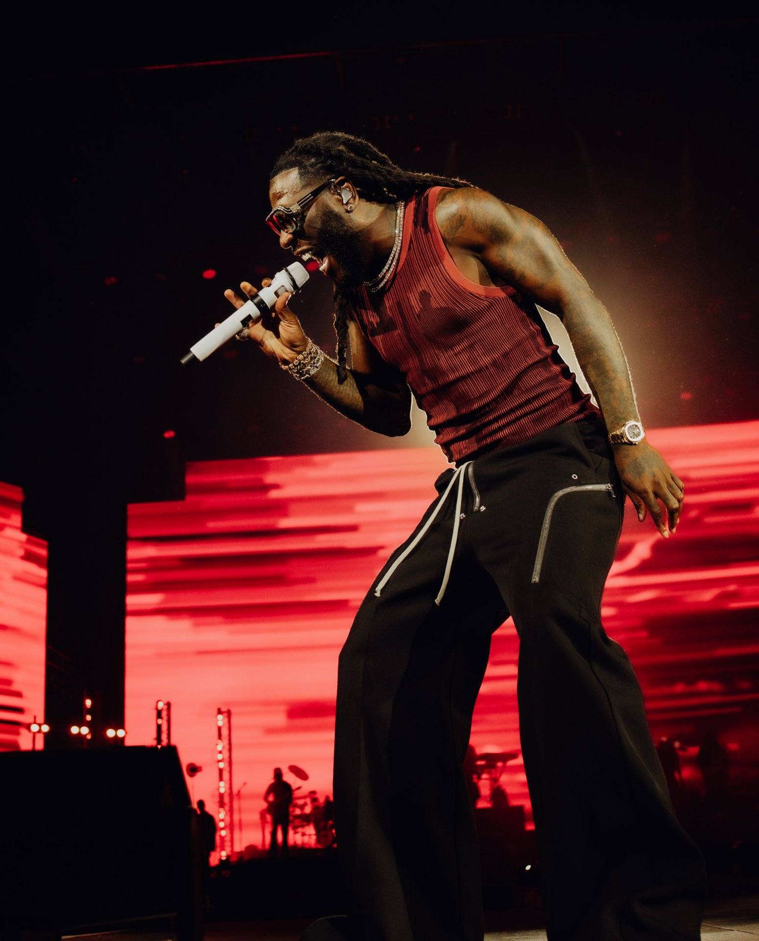 Umuhanzi Burna Boy Akomeje guca agahigo muri Africa